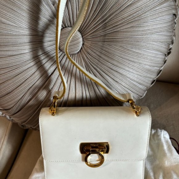 Ferragamo Ivory Mini - Picture 1 of 8